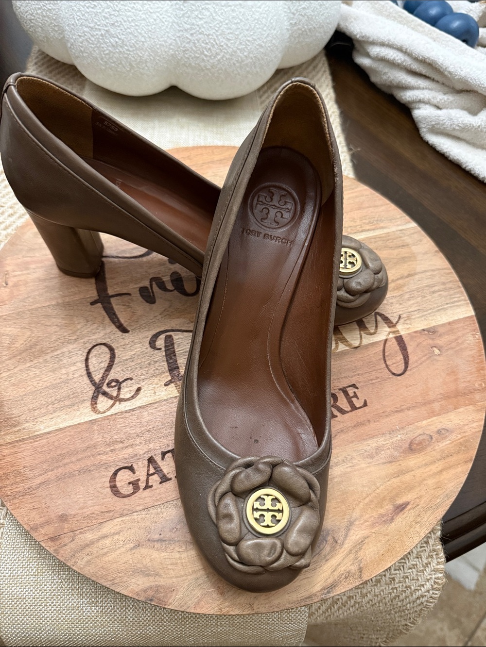 Women’s Tory Burch Brown Leather Pump Size 8.5M